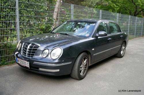 Kia Opirus