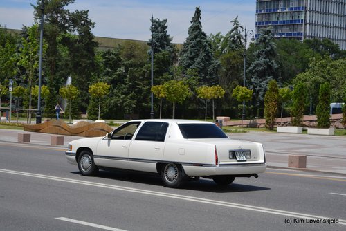 Cadillac Sedan DeVille