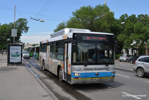 2016' Yutong ZK6118HGA