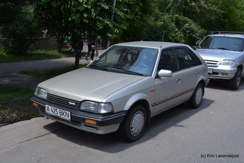 Mazda 323