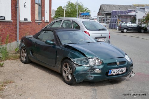 1999' MG F 1,8