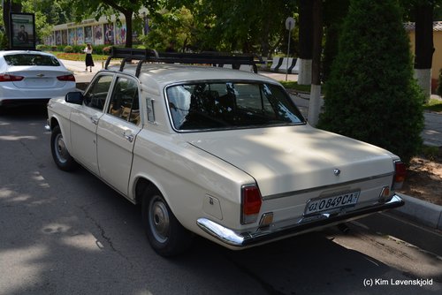 GAZ Volga 24