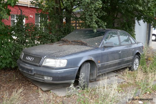 Audi 100