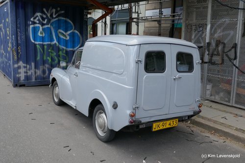 1969' Morris Minor Van