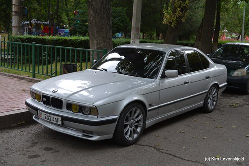 BMW E34 5-series