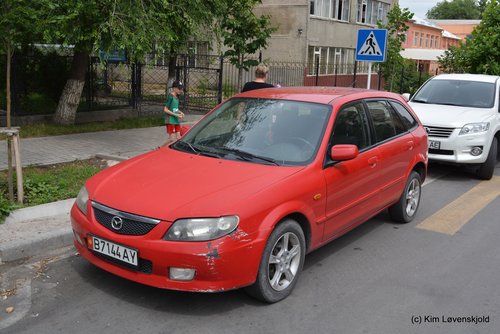 Mazda 323