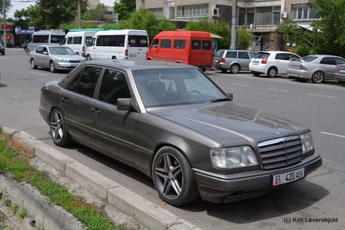 Mercedes W124