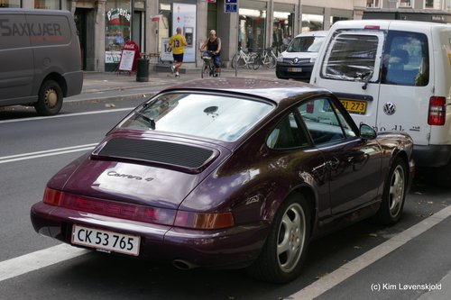 1992' Porsche 911 Carrera 4