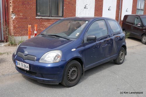 2001' Toyota Yaris