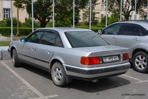 Audi 100