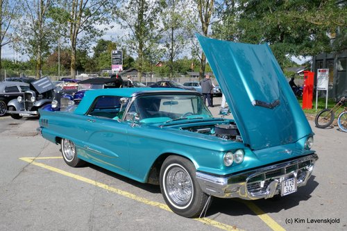 1960' Ford Thunderbird Convertible