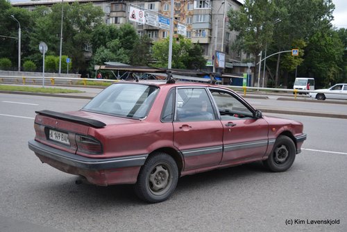 Mitsubishi Galant