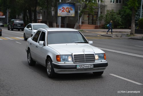 Mercedes W124