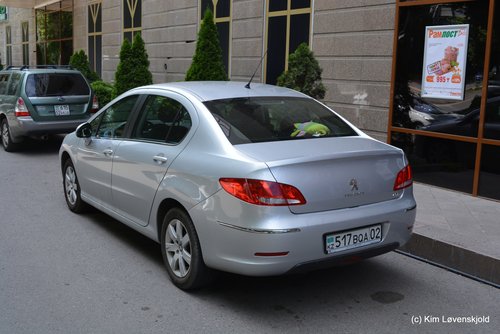 Peugeot 408