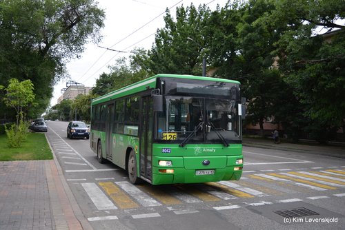 2017' Yutong ZK6108HGH