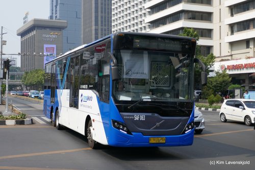 Volvo B11R Laksana