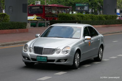 Mercedes E -class W211