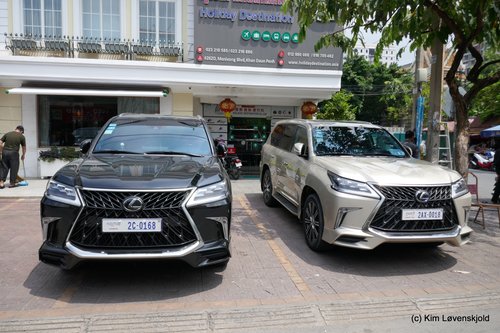 Lexus LX570