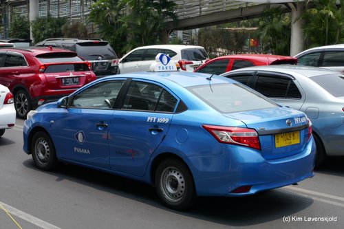 Toyota Limo