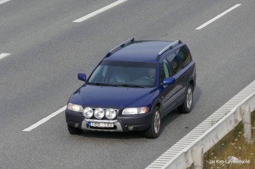 2005' Volvo XC70 D5 AWD (MY06)