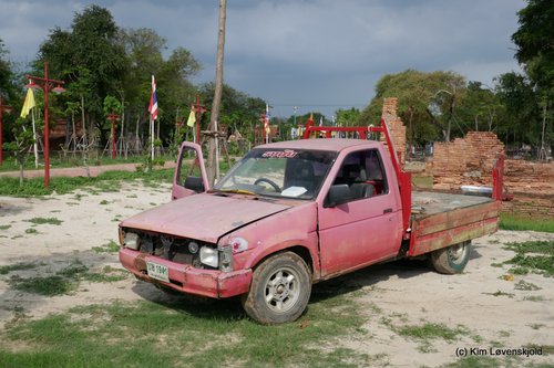Nissan D21