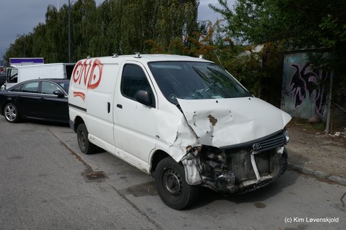 2005' Toyota HiAce