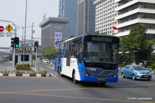 Volvo B11R Laksana