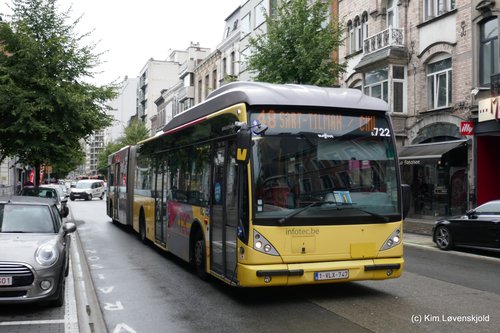 2011' Van Hool newAG300