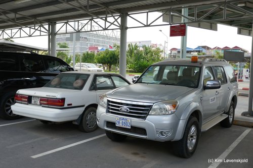 Toyota Camry & Ford Everest