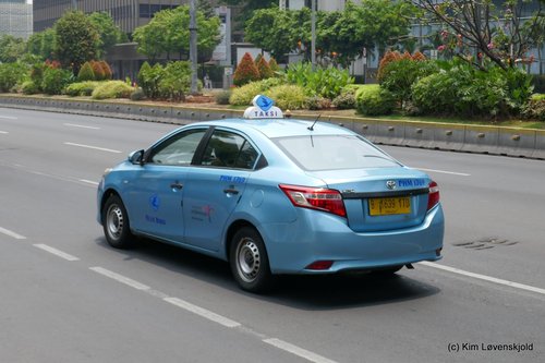 Toyota Limo