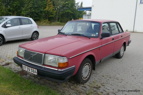 1992' Volvo 240 GL