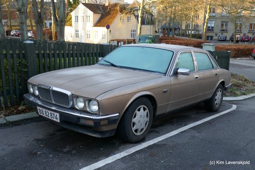 1989' Jaguar XJ40