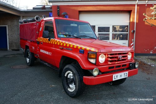 2001' Toyota LandCruiser