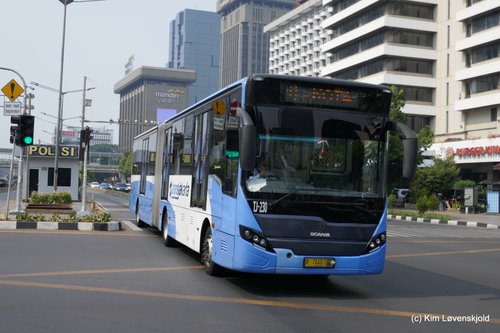 Scania K320IA Laksana CityLine 2