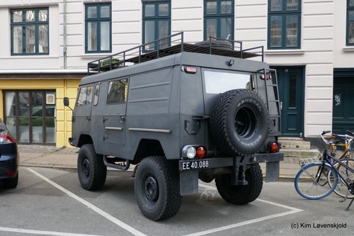 1975' Volvo C303