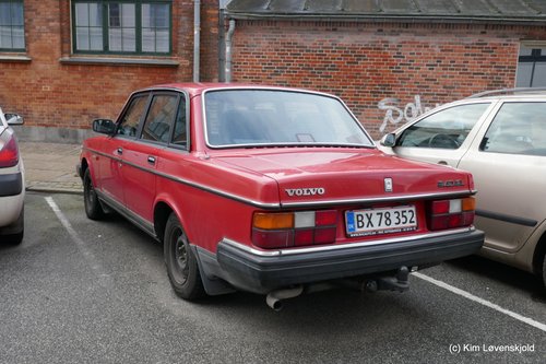 1989' Volvo 240 GL