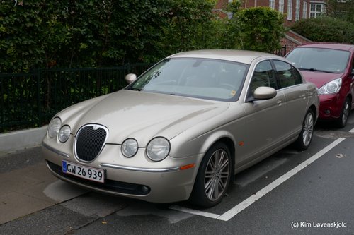 2004' Jaguar S-type