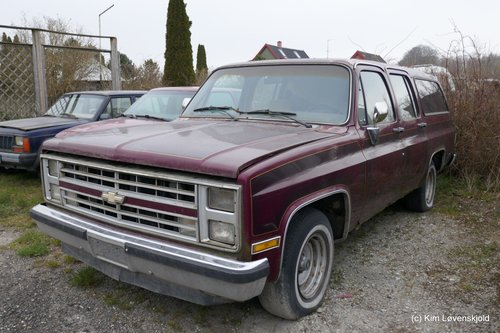 1987' Chevrolet Suburban C10