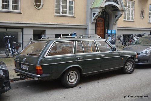 1985' Mercedes 240TD S123