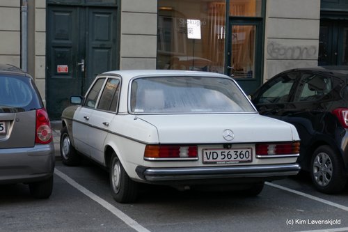 1980' Mercedes 230 E / W123