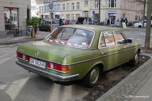 1981' Mercedes 230 E