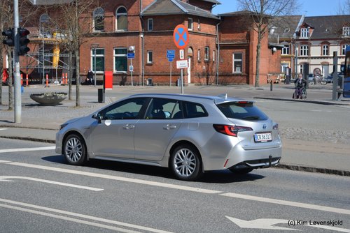 2020' Toyota Corolla Touring Sports Hybrid 2,0