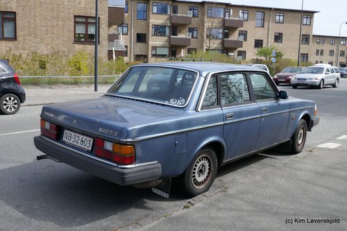 1983' Volvo 240 GLE