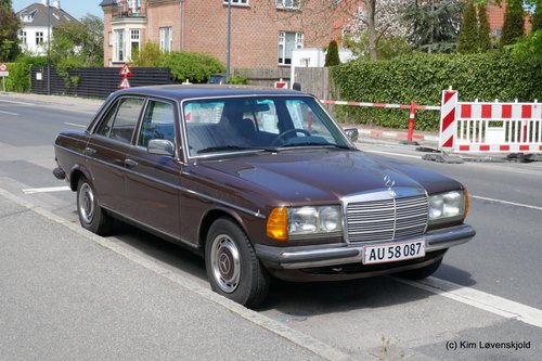 1982' Mercedes 240D