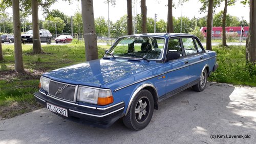 1986' Volvo 240 DL