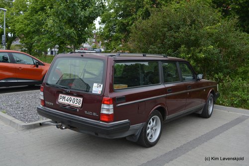1994' Volvo 240 GL (MY93)