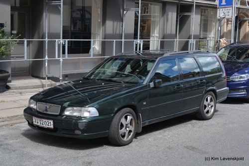 2000' Volvo V70 2,4