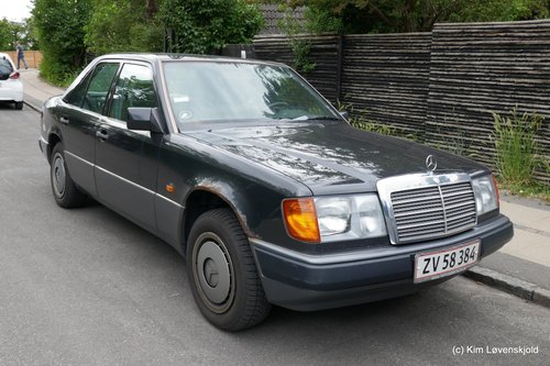 1990' Mercedes 200 D / W124
