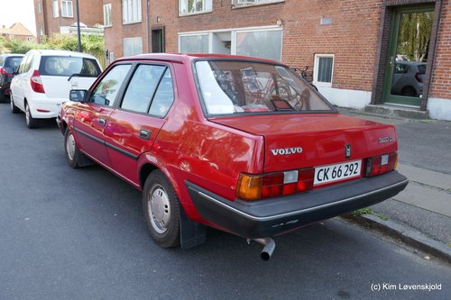 1989' Volvo 340 DL