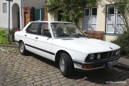 BMW 5-series E28